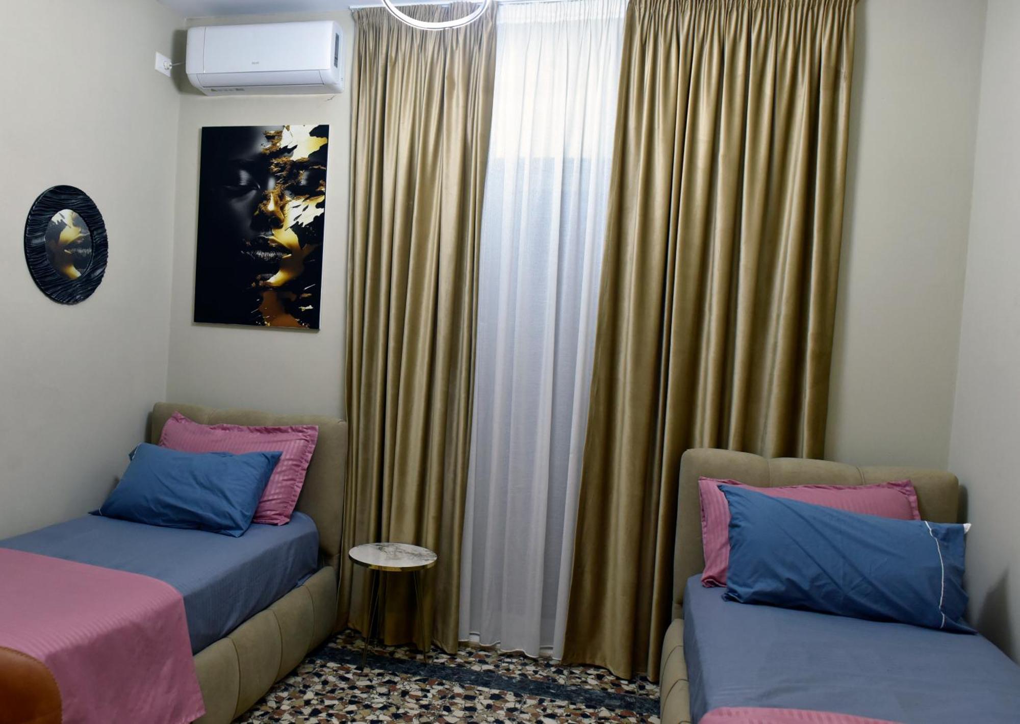 City Center Rooms And Apartments Durrës Esterno foto